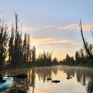 KAYAK AL AMANECER